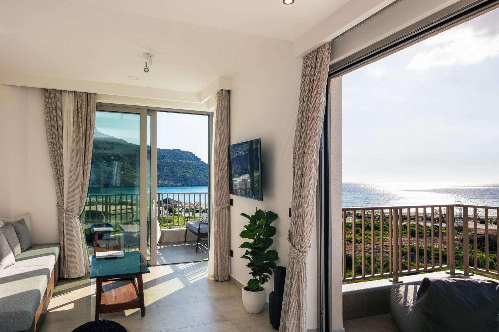Ririka Beach Living, New Feel-At-Home Luxury Suites Plakias Esterno foto