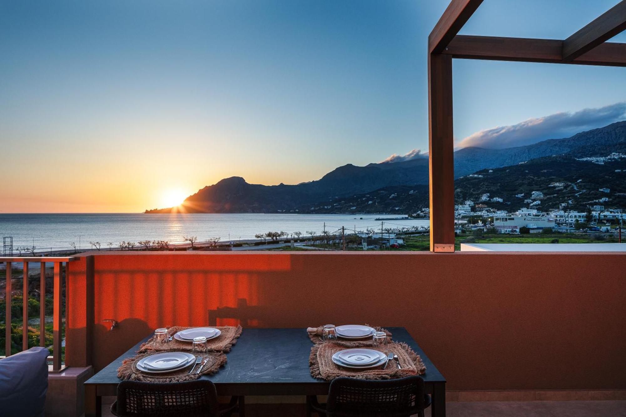 Ririka Beach Living, New Feel-At-Home Luxury Suites Plakias Esterno foto